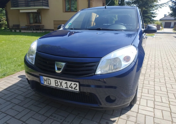 Dacia Sandero cena 13900 przebieg: 204000, rok produkcji 2011 z Dziwnów małe 562